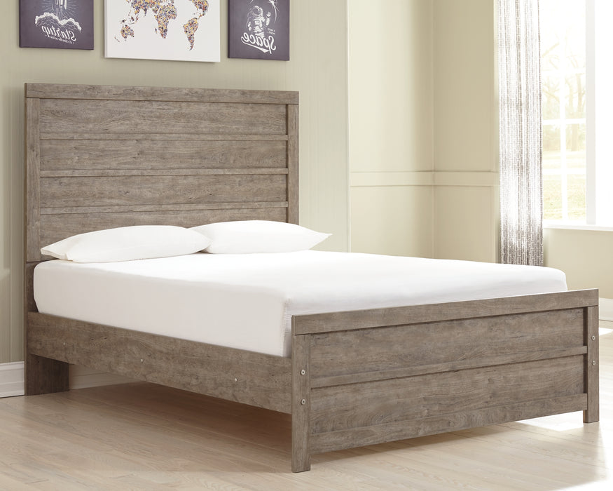 Culverbach Full Panel Bed with 2 Nightstands